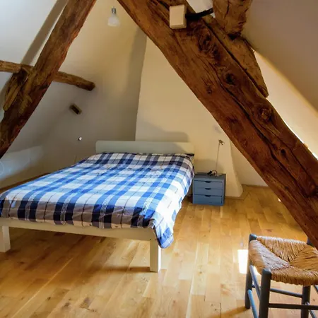 Feriehus Maison De La Reine Varaire